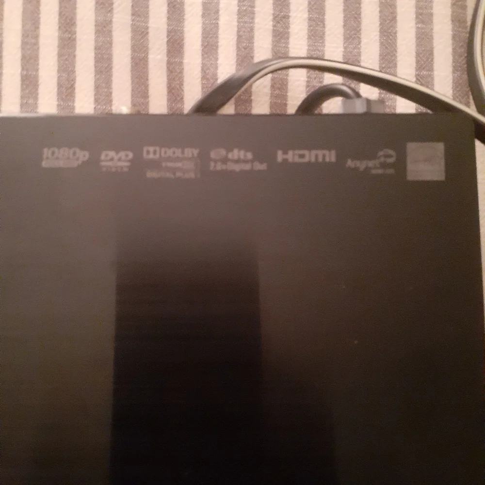 NWOT Samsung Blu'ray Disc Player